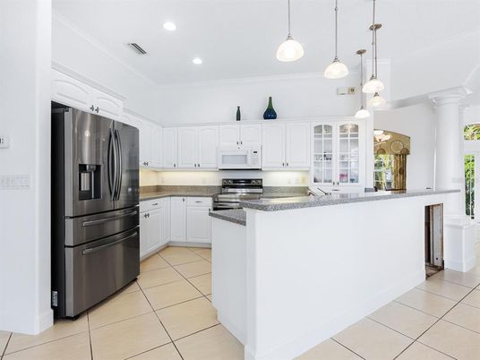 Interior, Kitchen, Pendant Lights, Recessed Lighting, Stainless Steel Appliances