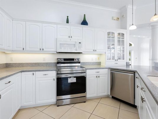 Interior, Kitchen, Pendant Lights, Stainless Steel Appliances