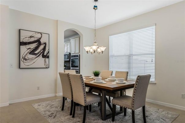 Chandelier, Dining room, Interior