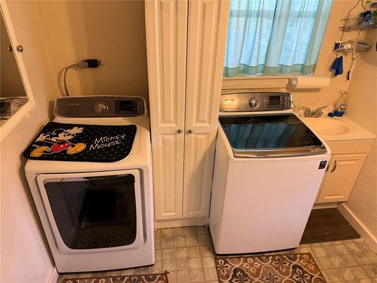 Interior, Kitchen, Washer