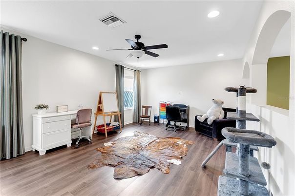 Home Office, Interior, Recessed Lighting, Wood Texture Flooring