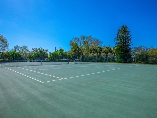 Exterior, Tennis Courts