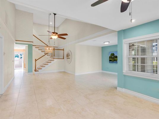 Empty room, Interior, Pendant Lights, Recessed Lighting