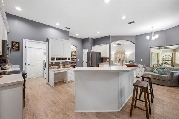 Interior, Kitchen, Living room, Pendant Lights, Recessed Lighting, Wood Texture Flooring