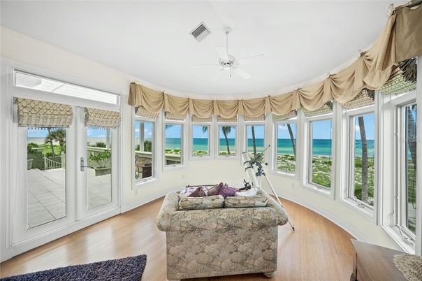 Interior, Sun Room, Water, Wood Texture Flooring