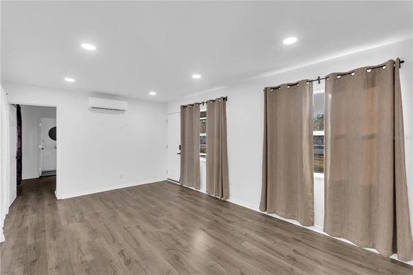 Empty room, Interior, Recessed Lighting, Wood Texture Flooring