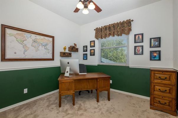 Home Office, Interior