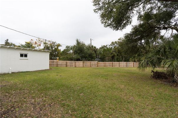 Backyard, Exterior
