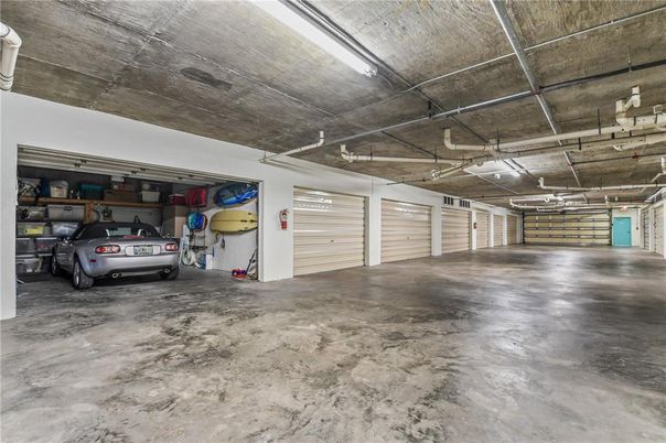 Garage, Interior