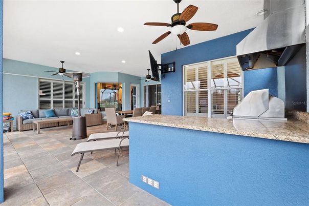 Dining room, Interior, Recessed Lighting