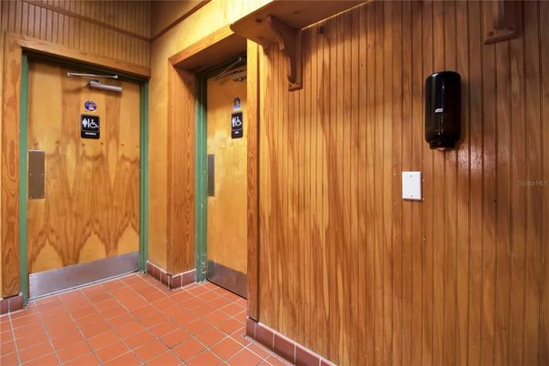 Elevator, Interior, Wooden Walls