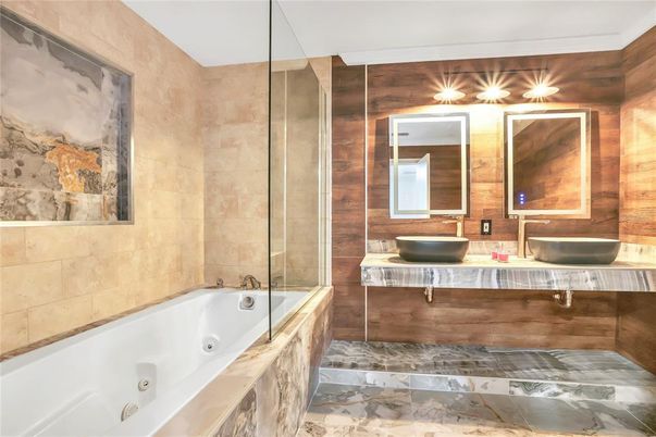 Bathroom, Dual Sink Vanities, Interior