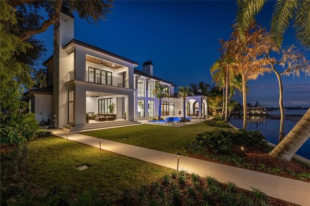 Backyard, Exterior, Water