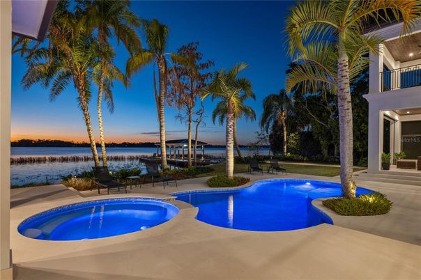 Exterior, Pool, Water