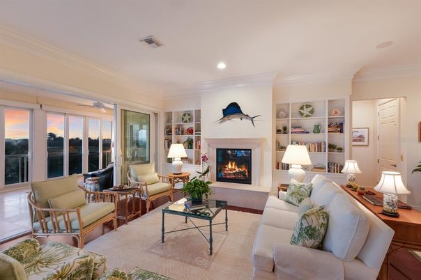 Fireplace, Interior, Living room, Recessed Lighting