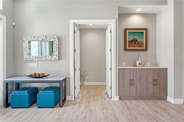 Interior, Recessed Lighting, Wood Texture Flooring