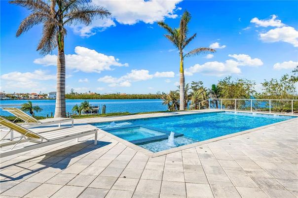 Exterior, Lake, Pool, Water