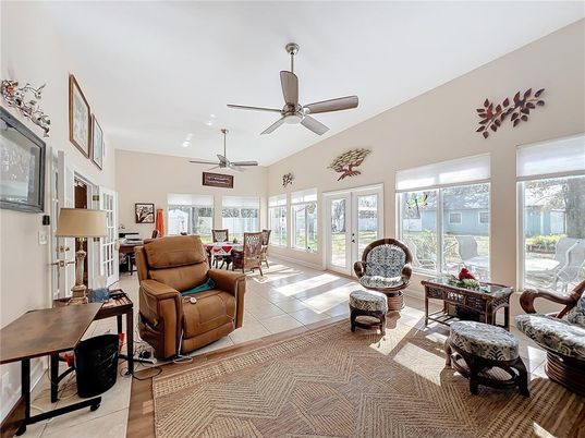 Dining room, Interior, Living room, Recessed Lighting
