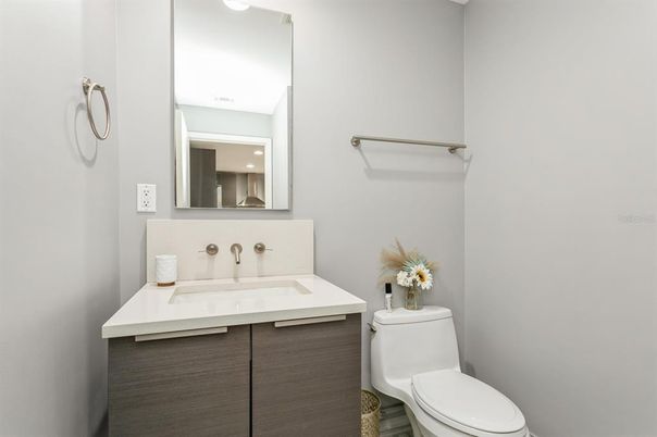 Bathroom, Interior, Recessed Lighting