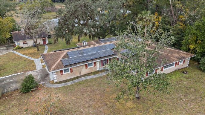 Exterior, Drone