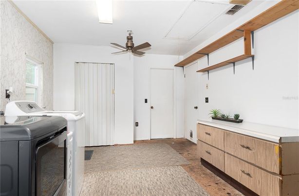 Interior, Washer
