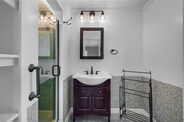 Bathroom, Glass Shower, Interior