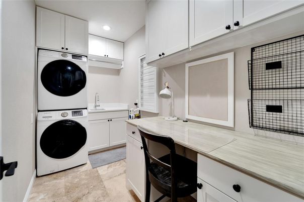 Interior, Recessed Lighting, Utility Closets, Washer