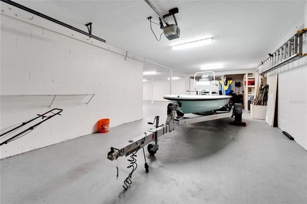 Garage, Interior