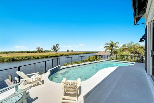 Exterior, Lake, Pool, Water