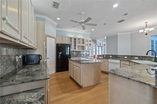 Chandelier, Interior, Kitchen, Recessed Lighting, Wood Texture Flooring