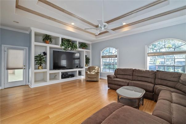 Interior, Living room, Recessed Lighting, Wood Texture Flooring