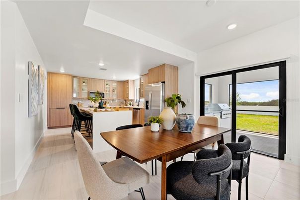 Dining room, Interior, Kitchen, Recessed Lighting