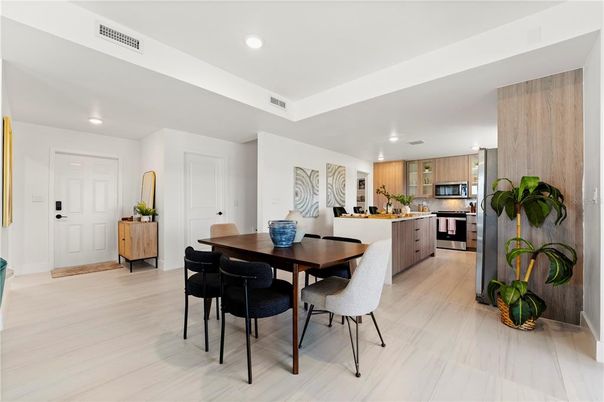 Dining room, Interior, Kitchen, Recessed Lighting, Stainless Steel Appliances