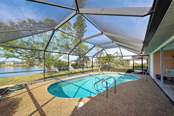 Glass Ceilings, Interior, Pool, Sun Room, Water