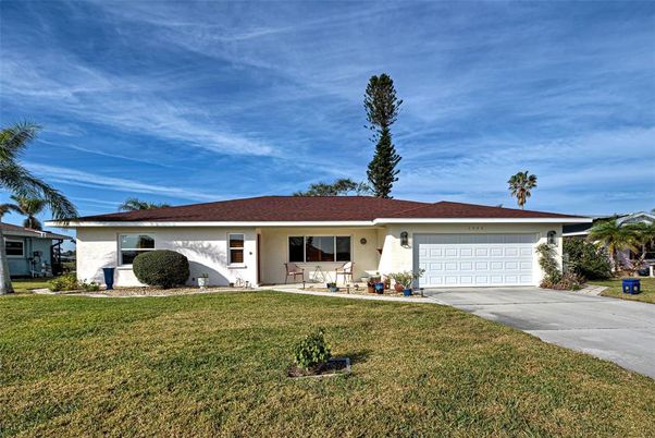 Attached, Backyard, Exterior, Facade, Ranch