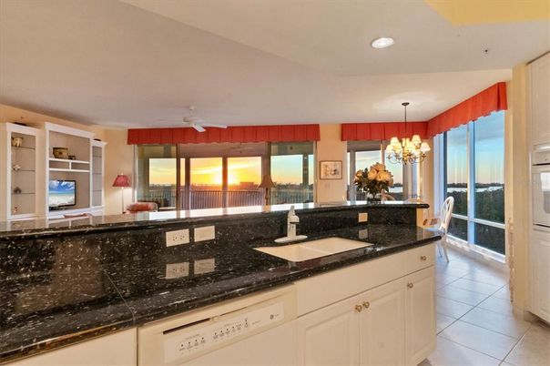 Chandelier, Interior, Recessed Lighting