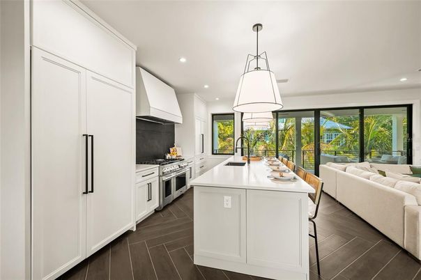 Interior, Kitchen, Living room, Pendant Lights, Recessed Lighting, Stainless Steel Appliances, Wood Texture Flooring