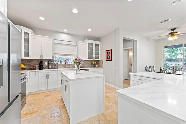 Dining room, Interior, Kitchen, Recessed Lighting, Stainless Steel Appliances