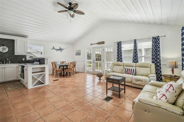 Dining room, Interior, Kitchen, Living room