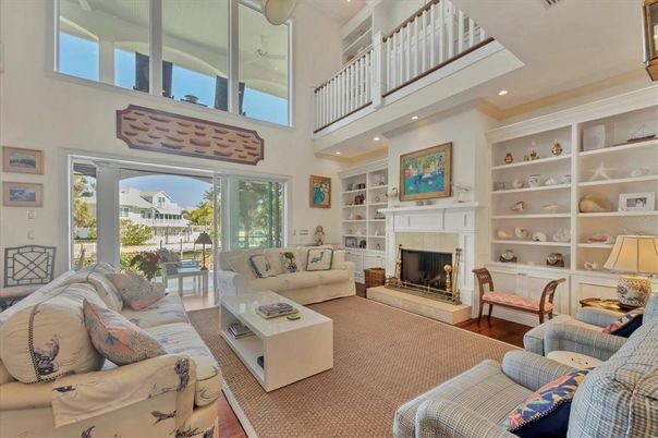Fireplace, Interior, Living room, Recessed Lighting