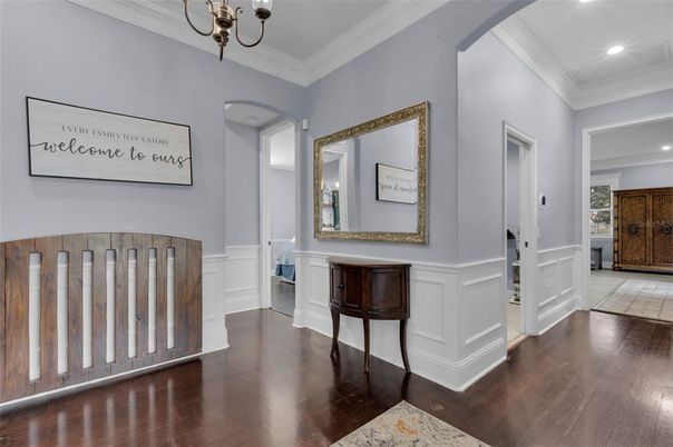 Chandelier, Interior, Recessed Lighting, Wood Texture Flooring
