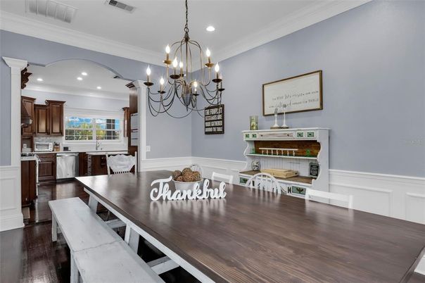 Chandelier, Dining room, Interior, Kitchen, Recessed Lighting, Wood Texture Flooring