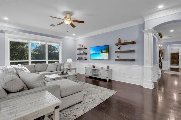 Interior, Living room, Recessed Lighting, Wood Texture Flooring