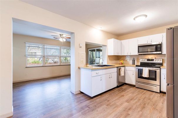Interior, Kitchen, Stainless Steel Appliances, Wood Texture Flooring
