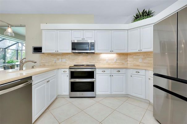 Interior, Kitchen, Stainless Steel Appliances