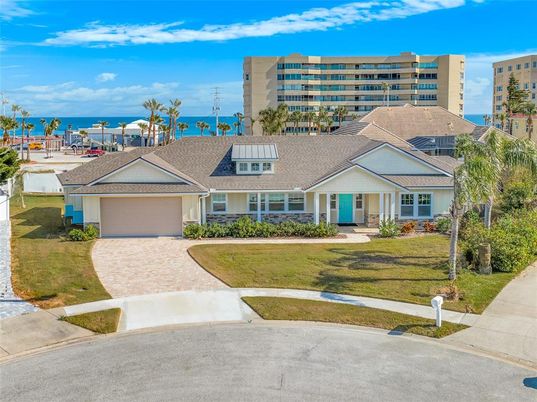 Attached, Exterior, Facade, Water, Ranch