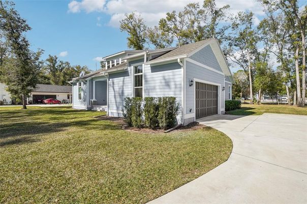 Backyard, Detached Garage, Exterior