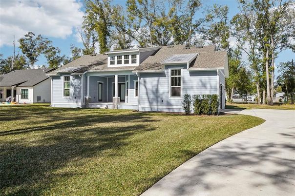 Backyard, Exterior, Facade, Ranch