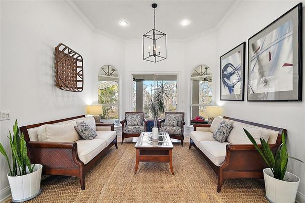 Interior, Living room, Pendant Lights, Recessed Lighting