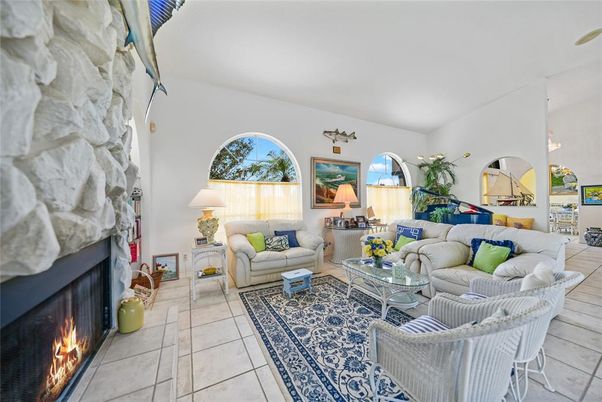 Fireplace, Interior, Living room